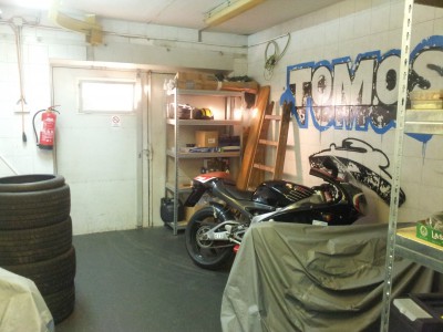 Garaža in skladišče